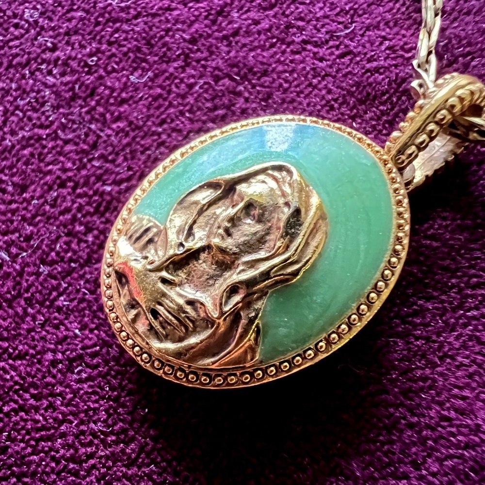 Beautiful Madonna Locket from Vatican City Rome
